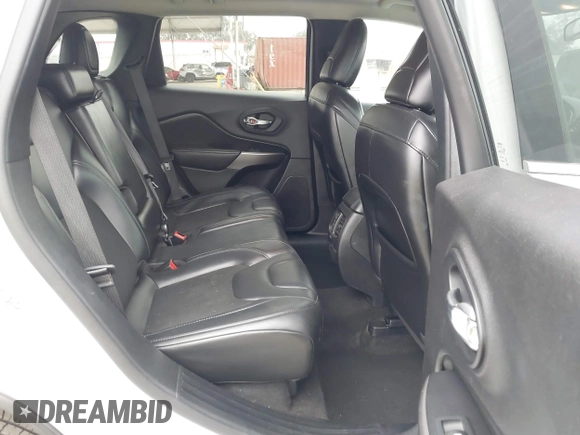 2020 Jeep Cherokee Latitude Plus with VIN 1C4PJLLB8LD601289, listed as a IAAI auction lot 42725984 with 121,533 mi miles and . Bid and sale history available at DreamBid. Image 8.