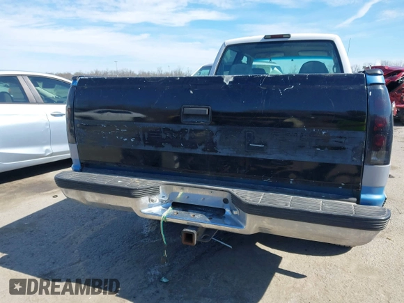 1996 GMC Sierra 1500 with VIN 1GTGC33R4TF018147, listed as a IAAI auction lot 41612770 with 106,443 mi miles and . Bid and sale history available at DreamBid. Image 16.