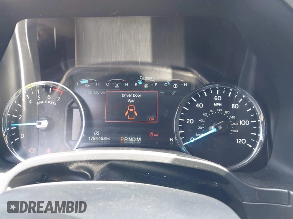 2018 Ford Expedition XLT with VIN 1FMJU1JT3JEA03160, listed as a IAAI auction lot 42288875 with 178,445 mi miles and . Bid and sale history available at DreamBid. Image 7.