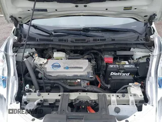 2012 Nissan LEAF SL with VIN JN1AZ0CP5CT015067, listed as a IAAI auction lot 42120094 with 57,793 mi miles. Bid and sale history available at carsss.com. Image 10.