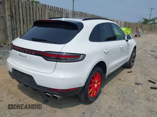 2019 Porsche Macan S с VIN WP1AB2A52KLB32441, выставлен на аукционе IAAI как лот 42388548 с пробегом 44 359 миль миль и . История ставок и продаж доступна на DreamBid. Изображение 4.