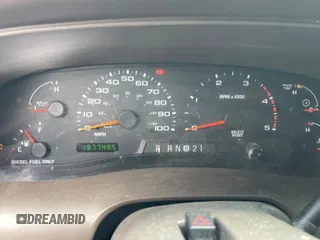 2003 Ford Excursion z VIN 1FMNU44FX3EA92379, wystawiony jako Copart lot #53122515 z przebiegiem 197 749 mil mil oraz Szkoda całkowita • Salvage title. Historia ofert i sprzedaży dostępna na DreamBid. Obrazek 9.