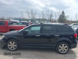 2014 Dodge Journey Limited with VIN 3C4PDDDG6ET118355, listed as a IAAI auction lot 42030856 with 164,740 mi miles and . Bid and sale history available at carsss.com. Image 14.