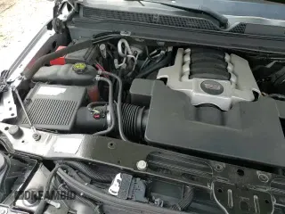 2020 Cadillac Escalade ESV Premium Luxury с VIN 1GYS4JKJ9LR283288, выставлен на аукционе Copart как лот 60517225 с пробегом 52 370 миль миль и Списание • Salvage title. История ставок и продаж доступна на DreamBid. Изображение 14.