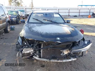 2016 BMW 7 Series 740i z VIN WBA7E2C55GG548125, wystawiony jako IAAI lot #41351277 z przebiegiem Nie podano mil oraz . Historia ofert i sprzedaży dostępna na DreamBid. Obrazek 11.