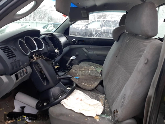 2009 Toyota Tacoma with VIN 5TENX22N29Z621579, listed as a Copart auction lot 87857445 with 0 mi miles and Non Repairable. Bid and sale history available at carsss.com. Image 7.