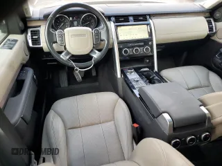 2017 Land Rover Discovery HSE with VIN SALRRBBV1HA013324, listed as a Copart auction lot 71304454 with 70,581 mi miles and Salvage Title. Bid and sale history available at carsss.com. Image 8.