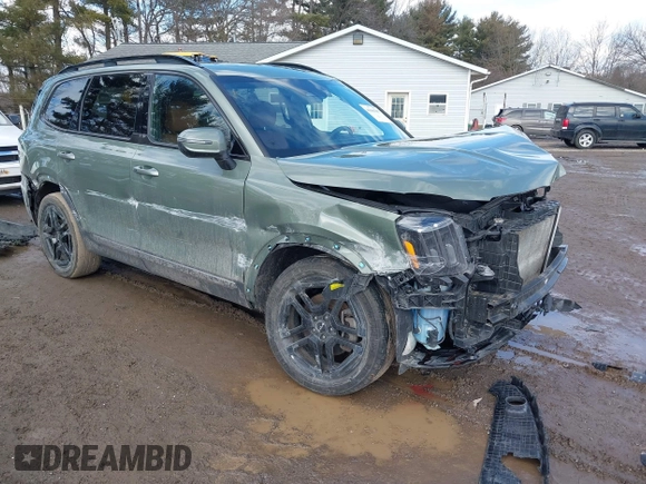 2023 Kia Telluride EX X-Line z VIN 5XYP3DGC8PG338845, wystawiony jako IAAI lot #41665367 z przebiegiem 63 595 mil mil oraz . Historia ofert i sprzedaży dostępna na DreamBid. Obrazek 1.