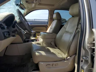 2013 Chevrolet Tahoe LTZ with VIN 1GNSCCE00DR186948, listed as a Copart auction lot 53054575 with 143,048 mi miles and Non repairable. Bid and sale history available at DreamBid. Image 7.