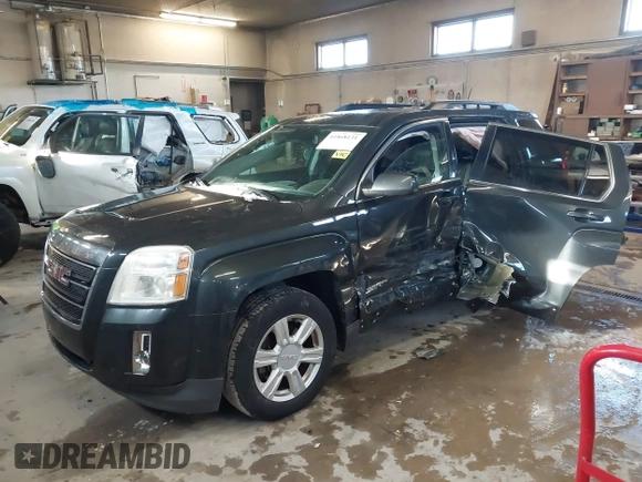 2014 GMC Terrain SLE z VIN 2GKFLRE35E6327621, wystawiony jako IAAI lot #41868131 z przebiegiem 110 612 mil mil oraz . Historia ofert i sprzedaży dostępna na DreamBid. Obrazek 2.