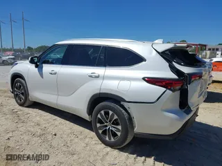 2020 Toyota Highlander XLE with VIN 5TDGZRAH7LS029834, listed as a IAAI auction lot 41833583 with 36,666 mi miles. Bid and sale history available at carsss.com. Image 14.