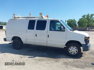 2012 Ford Econoline Cargo Commercial z VIN 1FTNE2EL4CDB10469, wystawiony jako IAAI lot #41861427 z przebiegiem 185 634 mil mil oraz . Historia ofert i sprzedaży dostępna na DreamBid. Obrazek 13.