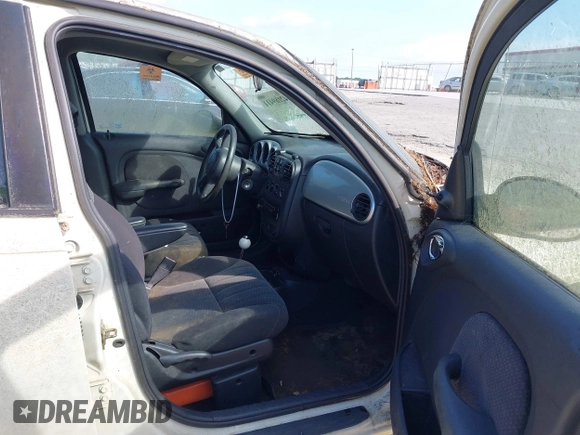 2004 Chrysler PT Cruiser with VIN 3C4FY48B24T353252, listed as a IAAI auction lot 42169411 with Not Provided miles. Bid and sale history available at carsss.com. Image 5.