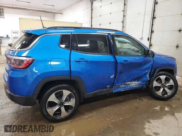 2019 Jeep Compass Latitude with VIN 3C4NJDBBXKT792396, listed as a Copart auction lot 53623435 with 84,473 mi miles and Salvage title. Bid and sale history available at DreamBid. Image 3.