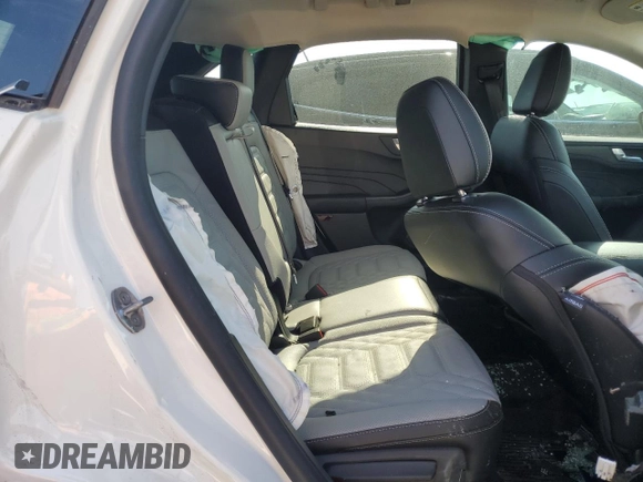 2024 Ford Escape Platinum with VIN 1FMCU9JAXRUA33229, listed as a Copart auction lot 44464685 with 5,431 mi miles and Salvage Title. Bid and sale history available at DreamBid. Image 11.
