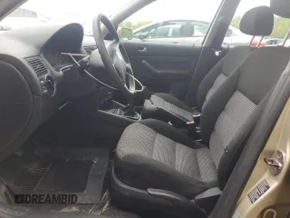 2004 Volkswagen Golf с VIN 9BWGL21J244015211, выставлен на аукционе Copart как лот 58091955 с пробегом 173 211 миль миль и Чистый • Clean title. История ставок и продаж доступна на DreamBid. Изображение 7.
