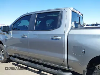 2025 Chevrolet Silverado 1500 with VIN 2GCUKEED4S1136269, listed as a IAAI auction lot 41825031 with 2,890 mi miles and . Bid and sale history available at DreamBid. Image 14.