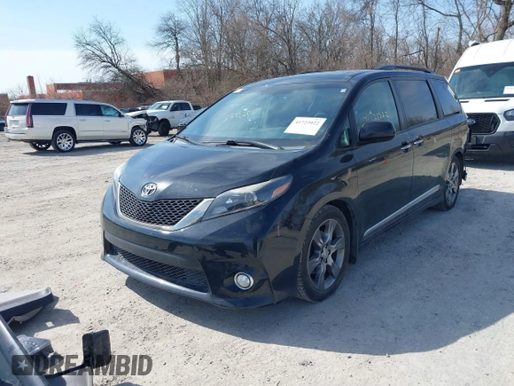2015 Toyota Sienna SE with VIN 5TDXK3DC9FS652765, listed as a IAAI auction lot 41723922 with 105,679 mi miles. Bid and sale history available at carsss.com. Image 20.