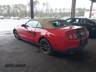 2011 Ford Mustang V6 with VIN 1ZVBP8EM0B5102190, listed as a IAAI auction lot 41082218 with 140,724 mi miles and . Bid and sale history available at DreamBid. Image 3.