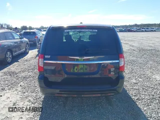 2014 Chrysler Town & Country S with VIN 2C4RC1HGXER225397, listed as a IAAI auction lot 41023867 with 180,093 mi miles and . Bid and sale history available at DreamBid. Image 16.