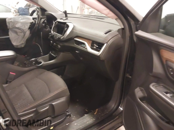 2019 GMC Terrain SLE with VIN 3GKALTEV9KL101307, listed as a IAAI auction lot 41553370 with 82,760 mi miles. Bid and sale history available at carsss.com. Image 5.