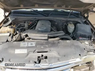 2004 Chevrolet Suburban LT z VIN 1GNEC16Z44R302179, wystawiony jako Copart lot #57956605 z przebiegiem 291 567 mil mil oraz Szkoda całkowita • Salvage title. Historia ofert i sprzedaży dostępna na DreamBid. Obrazek 12.