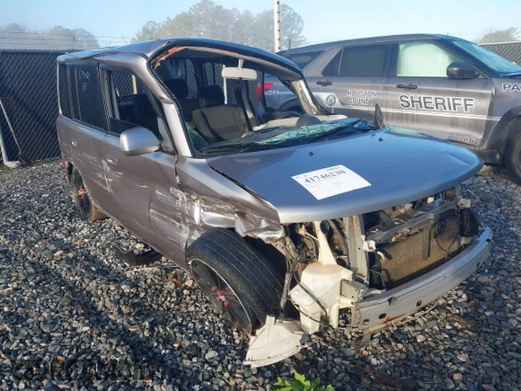 2006 Scion xB z VIN JTLKT324664123504, wystawiony jako IAAI lot #41746230 z przebiegiem Nie podano mil oraz . Historia ofert i sprzedaży dostępna na DreamBid. Obrazek 1.