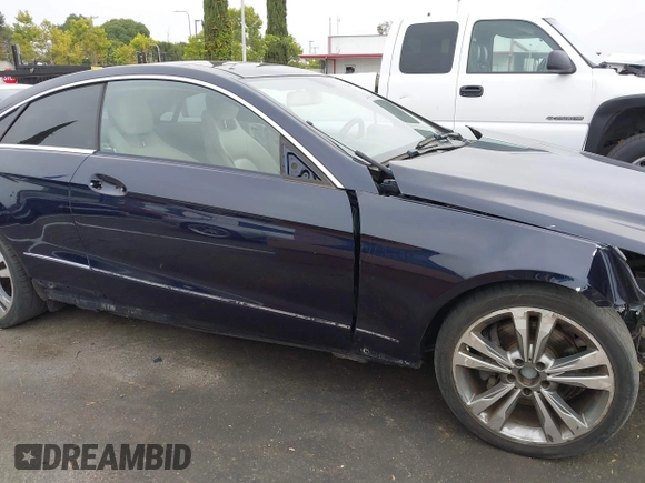 2014 Mercedes-Benz E 350 with VIN WDDKJ5KB7EF282343, listed as a IAAI auction lot 42597510 with 70,026 mi miles and . Bid and sale history available at DreamBid. Image 14.