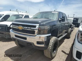 2014 Chevrolet Silverado 3500HD SRW LTZ z VIN 1GC4K1E88EF174192, wystawiony jako Copart lot #57530285 z przebiegiem 71 457 mil mil oraz Tytuł czysty. Historia ofert i sprzedaży dostępna na DreamBid. Obrazek 1.