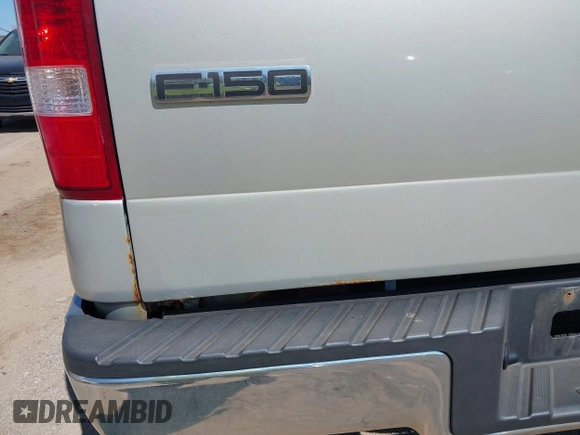 2007 Ford F-150 XLT with VIN 1FTPX14V97FB81886, listed as a IAAI auction lot 42815234 with 143,784 mi miles and . Bid and sale history available at DreamBid. Image 16.