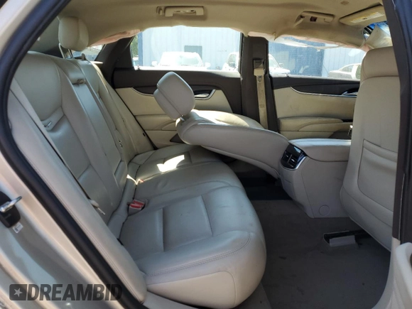 2013 Cadillac XTS z VIN 2G61N5S3XD9133261, wystawiony jako Copart lot #52939485 z przebiegiem 92 304 mil mil oraz Szkoda całkowita • Salvage title. Historia ofert i sprzedaży dostępna na DreamBid. Obrazek 10.
