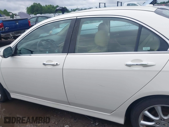 2007 Acura TSX with VIN JH4CL96877C020243, listed as a IAAI auction lot 42379368 with 206,042 mi miles and . Bid and sale history available at DreamBid. Image 14.