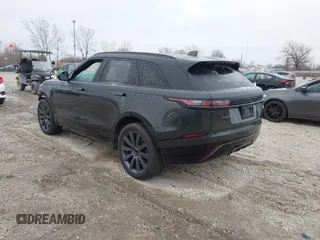 2018 Land Rover Range Rover Velar R-Dynamic HSE with VIN SALYM2RX7JA751636, listed as a IAAI auction lot 41517251 with 62,205 mi miles. Bid and sale history available at carsss.com. Image 3.