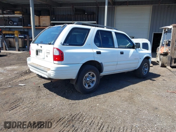 2000 Isuzu Rodeo S with VIN 4S2CK58W6Y4355597, listed as a IAAI auction lot 41775764 with 122,776 mi miles. Bid and sale history available at carsss.com. Image 4.