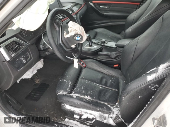 2016 BMW 3 Series 320i xDrive with VIN WBA8A3C58GK689385, listed as a Copart auction lot 44992225 with Not Provided miles and Salvage Title. Bid and sale history available at DreamBid. Image 7.