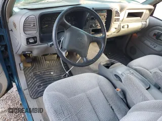 1997 Chevrolet Silverado 3500 z VIN 1GCHC39R8VF045821, wystawiony jako Copart lot #78698034 z przebiegiem 127 490 mil mil oraz Szkoda całkowita • Salvage title. Historia ofert i sprzedaży dostępna na DreamBid. Obrazek 8.