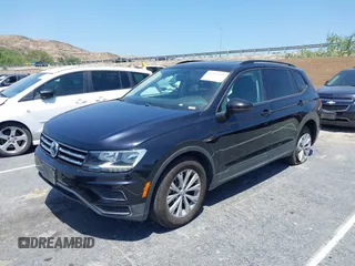 2019 Volkswagen Tiguan S с VIN 3VV1B7AX0KM027381, выставлен на аукционе IAAI как лот 42332275 с пробегом 48 632 миль миль и . История ставок и продаж доступна на DreamBid. Изображение 18.