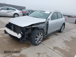 2015 Infiniti QX50 z VIN JN1BJ0HR6FM772516, wystawiony jako IAAI lot #41999873 z przebiegiem 100 673 mil mil oraz . Historia ofert i sprzedaży dostępna na DreamBid. Obrazek 18.