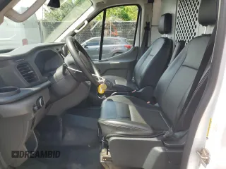 2021 Ford Transit Cargo с VIN 1FTBR1X80MKA26754, выставлен на аукционе Copart как лот 57982185 с пробегом 80 537 миль миль и Списание • Salvage title. История ставок и продаж доступна на DreamBid. Изображение 7.