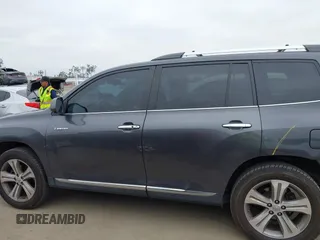 2011 Toyota Highlander Limited with VIN 5TDYK3EH3BS028078, listed as a IAAI auction lot 42098186 with 137,261 mi miles and . Bid and sale history available at DreamBid. Image 15.