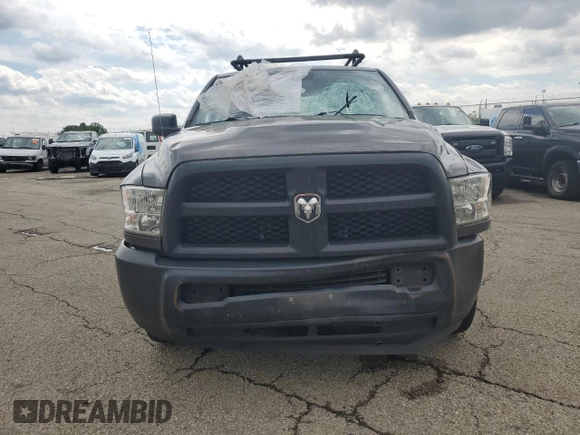 2017 Ram 2500 Tradesman with VIN 3C6TR4HT4HG771097, listed as a Copart auction lot 55383525 with 117,811 mi miles and Salvage title. Bid and sale history available at DreamBid. Image 5.