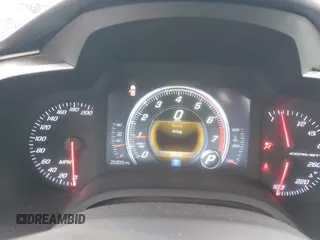 2016 Chevrolet Corvette Z51 3LT z VIN 1G1YM2D74G5116883, wystawiony jako IAAI lot #42160585 z przebiegiem 25 939 mil mil oraz . Historia ofert i sprzedaży dostępna na DreamBid. Obrazek 7.