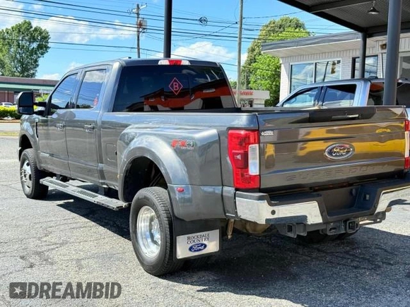 2017 Ford F-350 Lariat z VIN 1FT8W3DT9HEB28873, wystawiony jako Copart lot #58615765 z przebiegiem 100 307 mil mil oraz Szkoda całkowita • Salvage title. Historia ofert i sprzedaży dostępna na DreamBid. Obrazek 3.