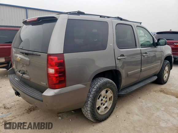 2007 Chevrolet Tahoe LTZ with VIN 1GNFK13047J399819, listed as a Copart auction lot 53885365 with 231,082 mi miles and Clean title. Bid and sale history available at DreamBid. Image 3.