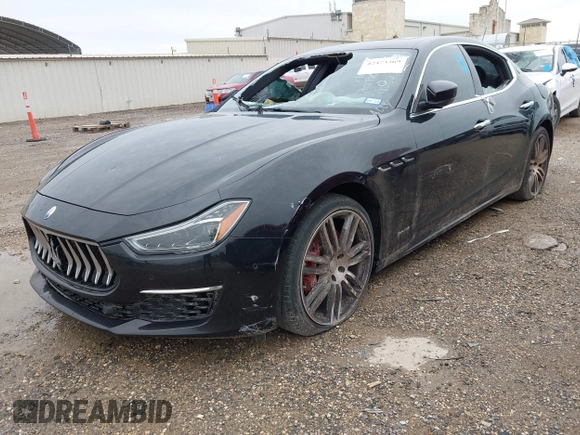 2018 Maserati Ghibli S Q4 GranLusso с VIN ZAM57YTL1J1280525, выставлен на аукционе IAAI как лот 42473369 с пробегом Не указан миль и . История ставок и продаж доступна на DreamBid. Изображение 16.
