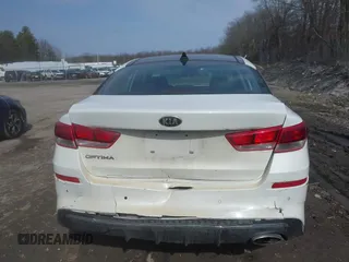 2019 Kia Optima LX with VIN 5XXGT4L38KG300213, listed as a IAAI auction lot 41775052 with 141,402 mi miles. Bid and sale history available at carsss.com. Image 16.