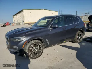 2020 BMW X5 sDrive40i with VIN 5UXCR4C07L9B08770, listed as a Copart auction lot 49697145 with 69,359 mi miles and Salvage Title. Bid and sale history available at carsss.com. Image 1.