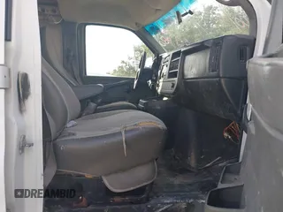 2013 Chevrolet Express Cargo with VIN 1GCWGFBA6D1185850, listed as a IAAI auction lot 40965967 with 165,641 mi miles and . Bid and sale history available at DreamBid. Image 5.