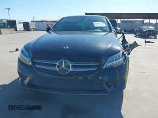 2021 Mercedes-Benz C 300 z VIN W1KWF8DB0MR618283, wystawiony jako IAAI lot #42084388 z przebiegiem 66 565 mil mil oraz . Historia ofert i sprzedaży dostępna na DreamBid. Obrazek 13.