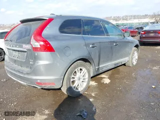 2016 Volvo XC60 T5 Platinum with VIN YV4612RM1G2829728, listed as a IAAI auction lot 41446744 with 69,217 mi miles. Bid and sale history available at carsss.com. Image 4.